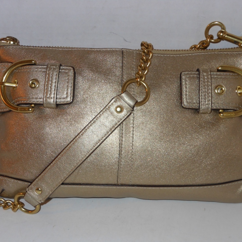 COACH GOLD LEATHER SHOULDER BAG - Picture 2 of 8